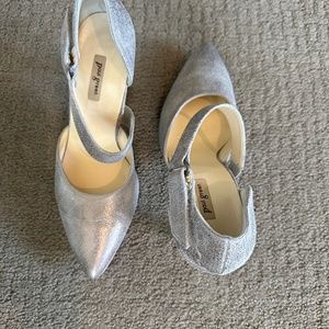 Paul Green Nicki Asymmetrical pumps